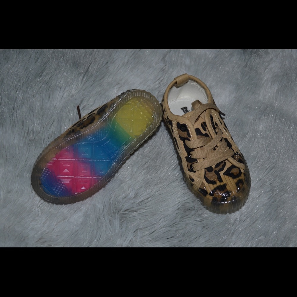 Leopard Cheetah Print Canvas Shoes Rainbow Bottom - Picture 3 of 3